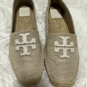 Tory Burch size 8 1/2 shoe never worn